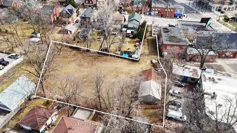 Photo 1 at 2A Fern Avenue, Weston, Toronto