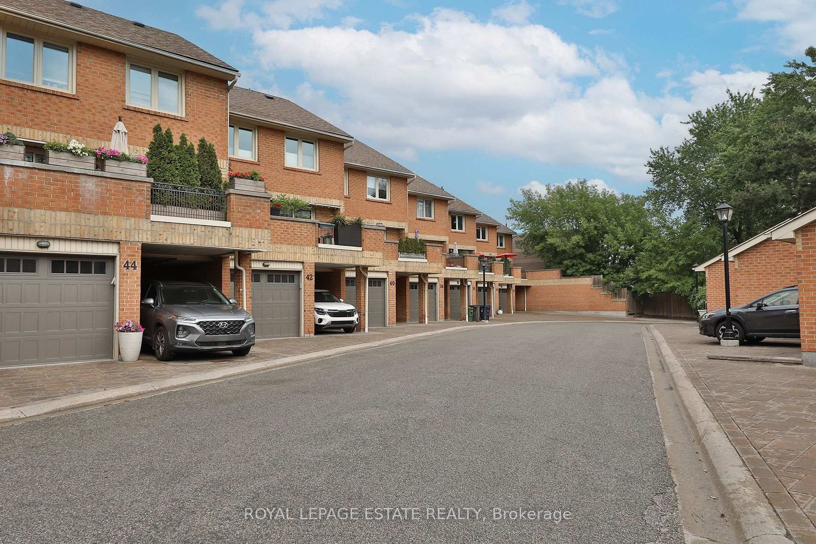 34 Rodeo Pathway, Cliffside, Toronto 