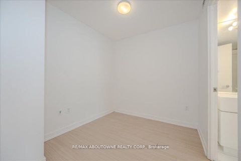 Photo 12 at 2805 - 21 Iceboat Terrace, Waterfront Communities C1, Toronto