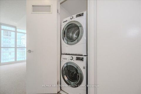 Photo 16 at 2805 - 21 Iceboat Terrace, Waterfront Communities C1, Toronto