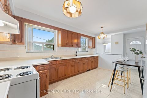 Photo 8 at 126 Ardwick Boulevard, Humbermede, Toronto