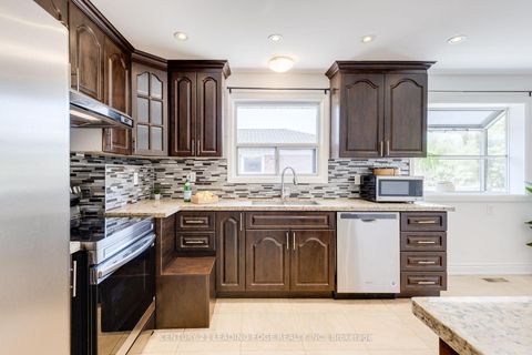 Photo 7 at 83 MARILAKE Drive, Malvern West, Toronto