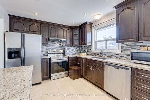 Photo 8 at 83 MARILAKE Drive, Malvern West, Toronto