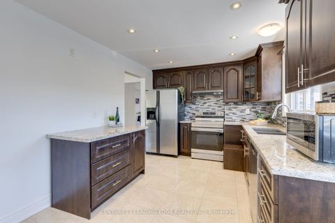 Photo 10 at 83 MARILAKE Drive, Malvern West, Toronto