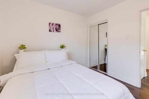 Photo 17 at 83 MARILAKE Drive, Malvern West, Toronto