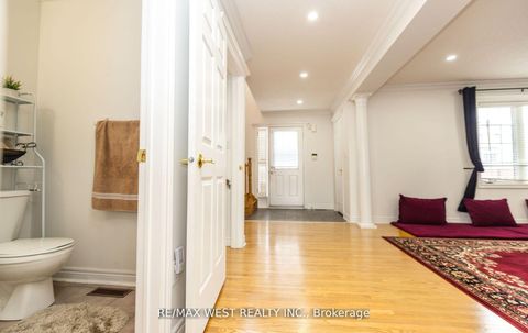 Photo 14 at 56 Meadow Oak Place, Pelmo Park W4, Toronto