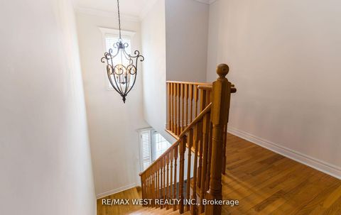 Photo 20 at 56 Meadow Oak Place, Pelmo Park W4, Toronto