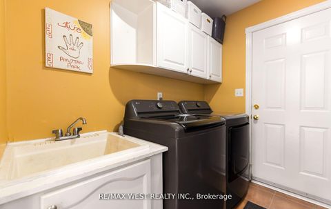 Photo 21 at 56 Meadow Oak Place, Pelmo Park W4, Toronto