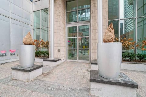 Photo 1 at 401 - 270 Wellington Street W, Waterfront Communities C1, Toronto