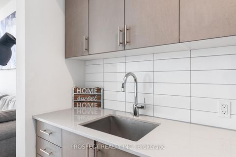 Photo 14 at 708 - 9000 Jane Street, Vellore Village, Vaughan