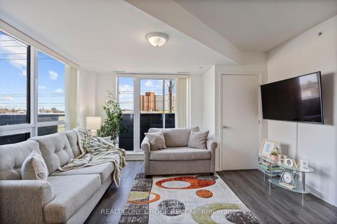 Photo 4 at 313 - 1 Falaise Road, West Hill, Toronto