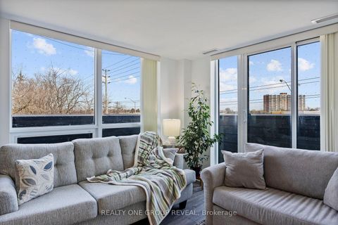 Photo 5 at 313 - 1 Falaise Road, West Hill, Toronto