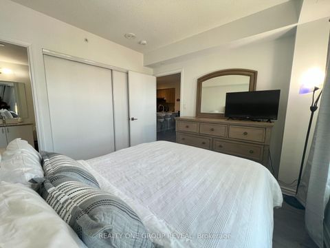 Photo 14 at 313 - 1 Falaise Road, West Hill, Toronto