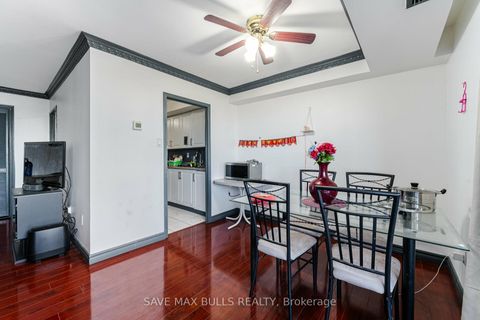 Photo 6 at 907 - 10 Stonehill Court, L'Amoreaux, Toronto