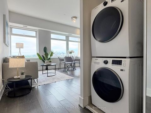 Photo 26 at 1128 - 111 St Clair Avenue W, St. Clair, Toronto