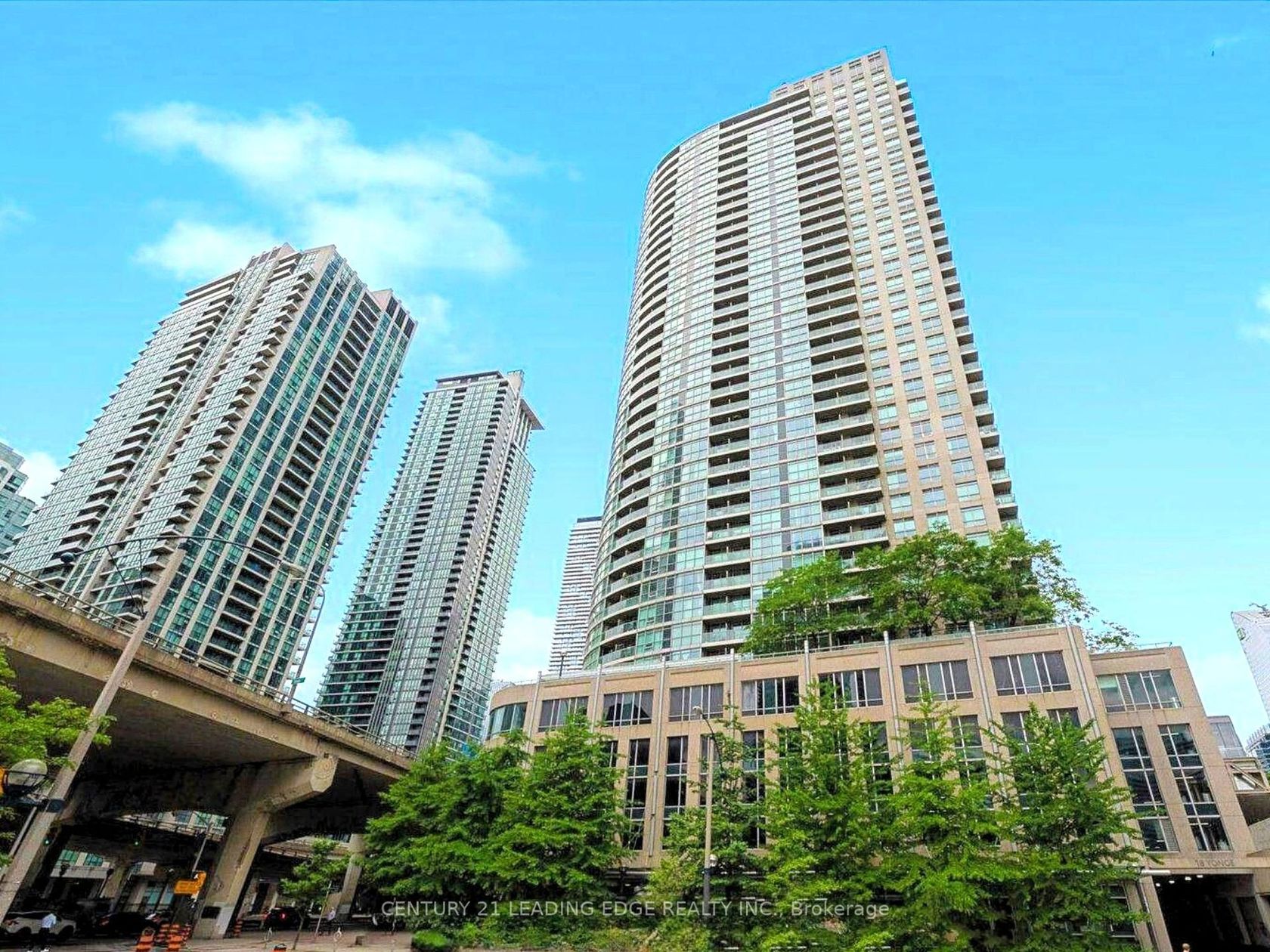 2212 - 18 Yonge Street, Waterfront Communities C1, Toronto 