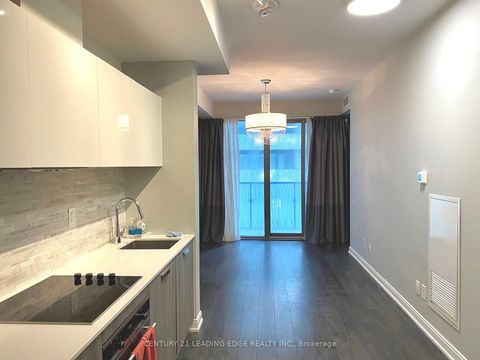 Photo 9 at 709 - 50 CHARLES Street E, Yonge Corridor, Toronto