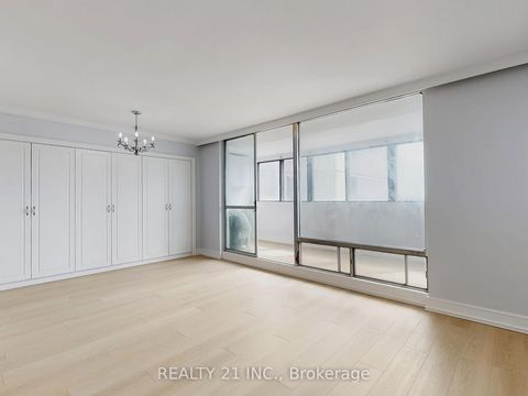 Photo 12 at 2511 - 5 Massey Square, Crescent Town, Toronto