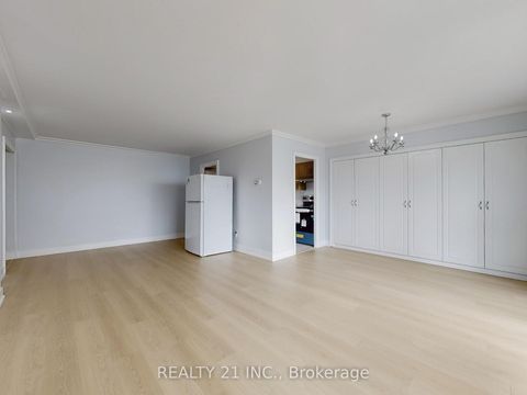Photo 13 at 2511 - 5 Massey Square, Crescent Town, Toronto