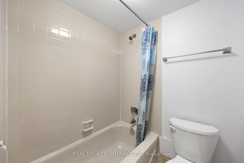Photo 16 at 206A - 280 Simcoe Street, Chinatown, Toronto