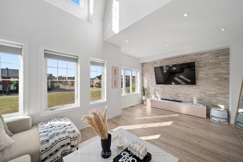 Photo 18 at 49 East's Corners Boulevard, Kleinburg, Vaughan