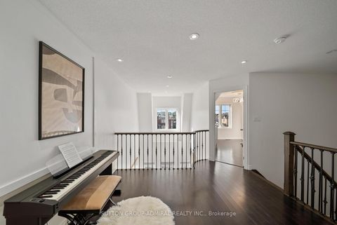 Photo 31 at 49 East's Corners Boulevard, Kleinburg, Vaughan