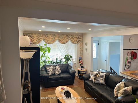 Photo 4 at 436 Oakwood Avenue, Oakwood Village, Toronto