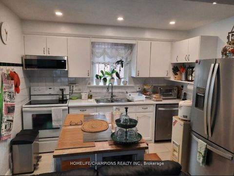 Photo 8 at 436 Oakwood Avenue, Oakwood Village, Toronto