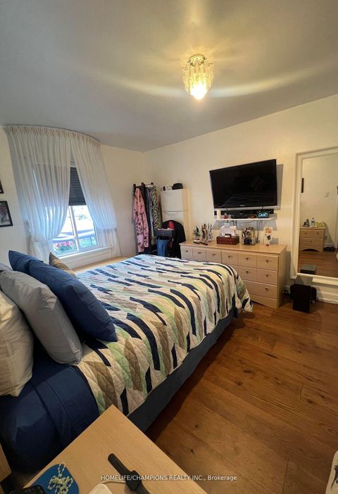 Photo 16 at 436 Oakwood Avenue, Oakwood Village, Toronto