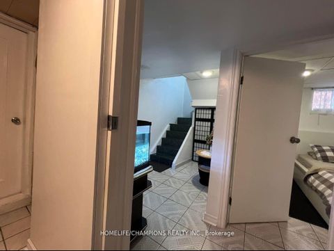 Photo 25 at 436 Oakwood Avenue, Oakwood Village, Toronto
