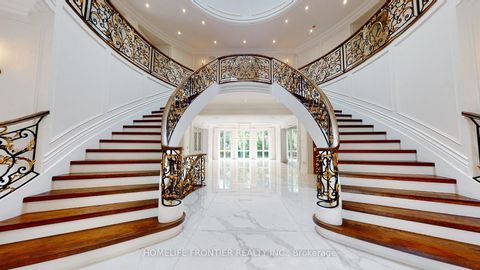 Photo 2 at 73 Lord Seaton Road, Windfields, Toronto