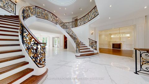 Photo 3 at 73 Lord Seaton Road, Windfields, Toronto