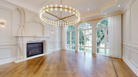 Photo 4 at 73 Lord Seaton Road, Windfields, Toronto