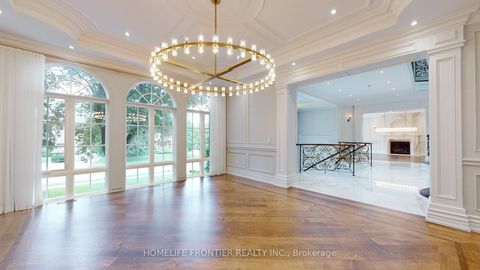 Photo 5 at 73 Lord Seaton Road, Windfields, Toronto