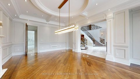 Photo 7 at 73 Lord Seaton Road, Windfields, Toronto