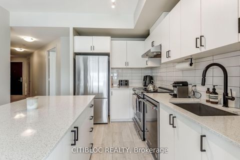 Photo 7 at 1408 - 9000 Jane Street, Concord, Vaughan