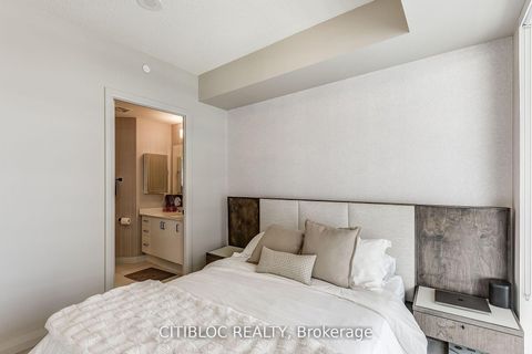 Photo 16 at 1408 - 9000 Jane Street, Concord, Vaughan