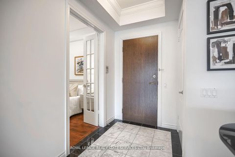 Photo 16 at 811 - 18 William Carson Crescent, Windfields, Toronto