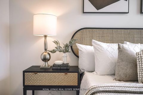 Photo 24 at 811 - 18 William Carson Crescent, Windfields, Toronto