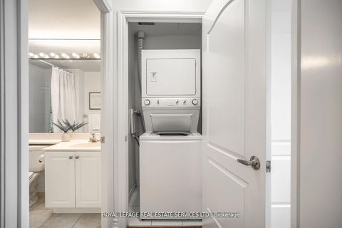 Photo 26 at 811 - 18 William Carson Crescent, Windfields, Toronto