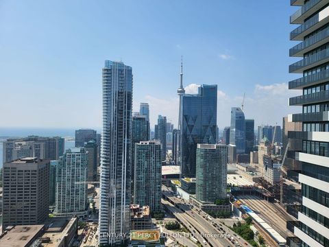 Photo 11 at 5310 - 138 Downes Street, Waterfront Communities C8, Toronto