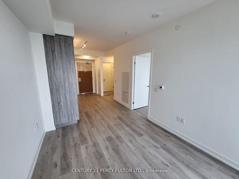 Photo 13 at 5310 - 138 Downes Street, Waterfront Communities C8, Toronto