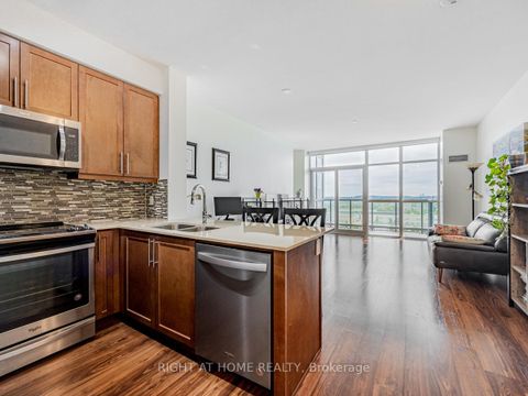 Photo 6 at 1010 - 65 Oneida Crescent, Langstaff, Richmond Hill