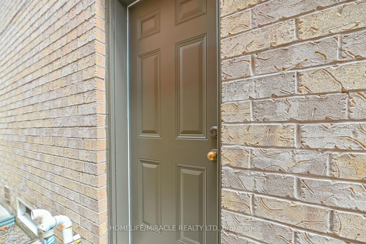 Photo 49 at 40 Janda Court, Clairville, Toronto