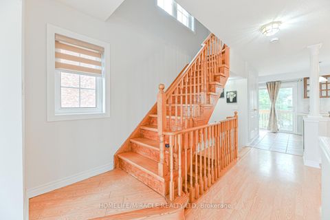 Photo 28 at 40 Janda Court, Clairville, Toronto