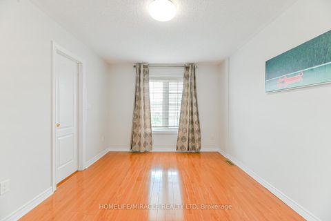 Photo 32 at 40 Janda Court, Clairville, Toronto