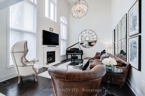 Photo 10 at 43 Chesney Crescent, Kleinburg, Vaughan
