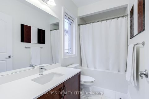 Photo 34 at 43 Chesney Crescent, Kleinburg, Vaughan