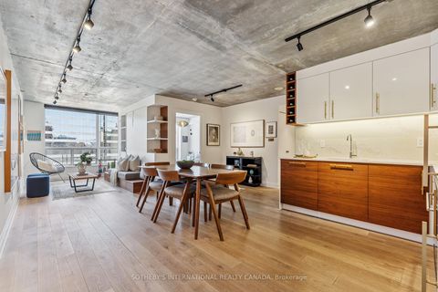 Photo 5 at 1011 - 152 St Patrick Street, Chinatown, Toronto Photo 5 at 1011 - 152 St Patrick Street, Chinatown, Toronto