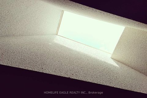 Photo 13 at 12 Indigo Street, Rouge Woods, Richmond Hill